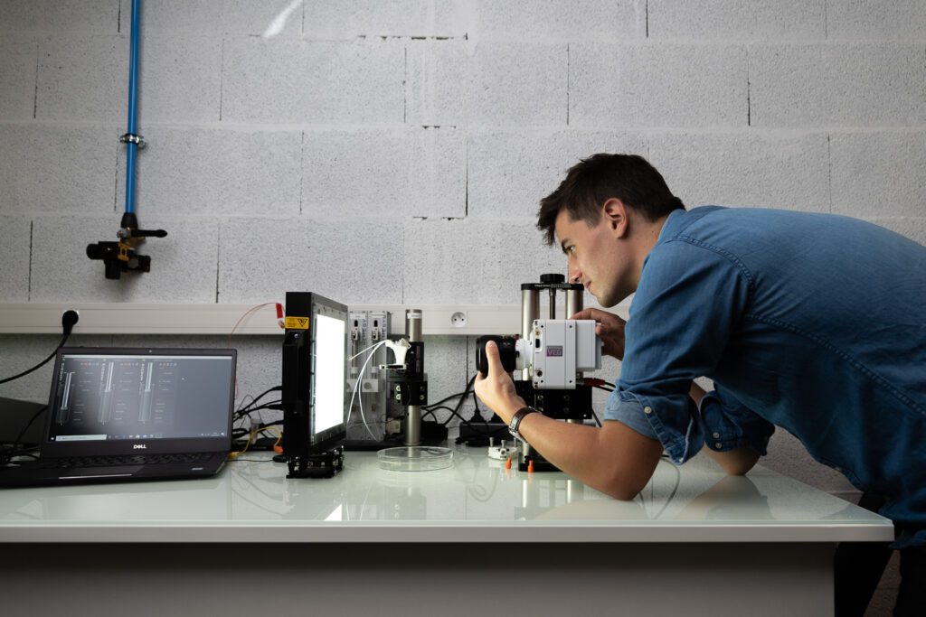 TreeFrog's physics and engineering laboratory.